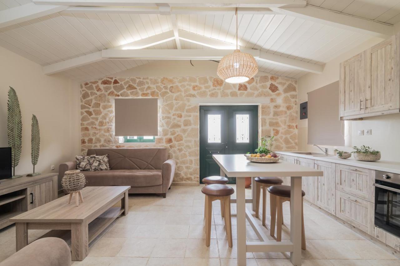 Milk And Honey Residence Romírion Exterior photo