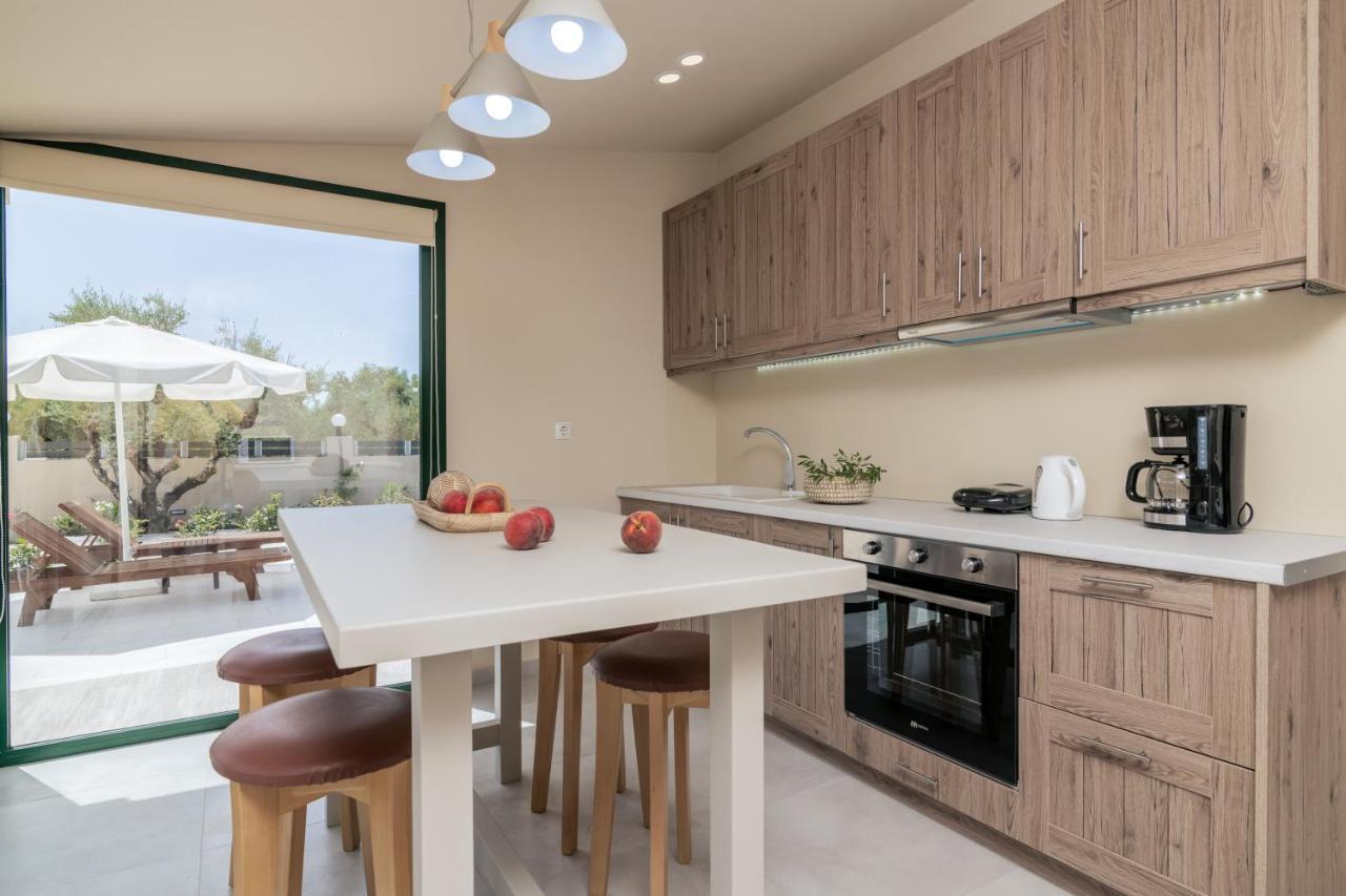 Milk And Honey Residence Romírion Exterior photo