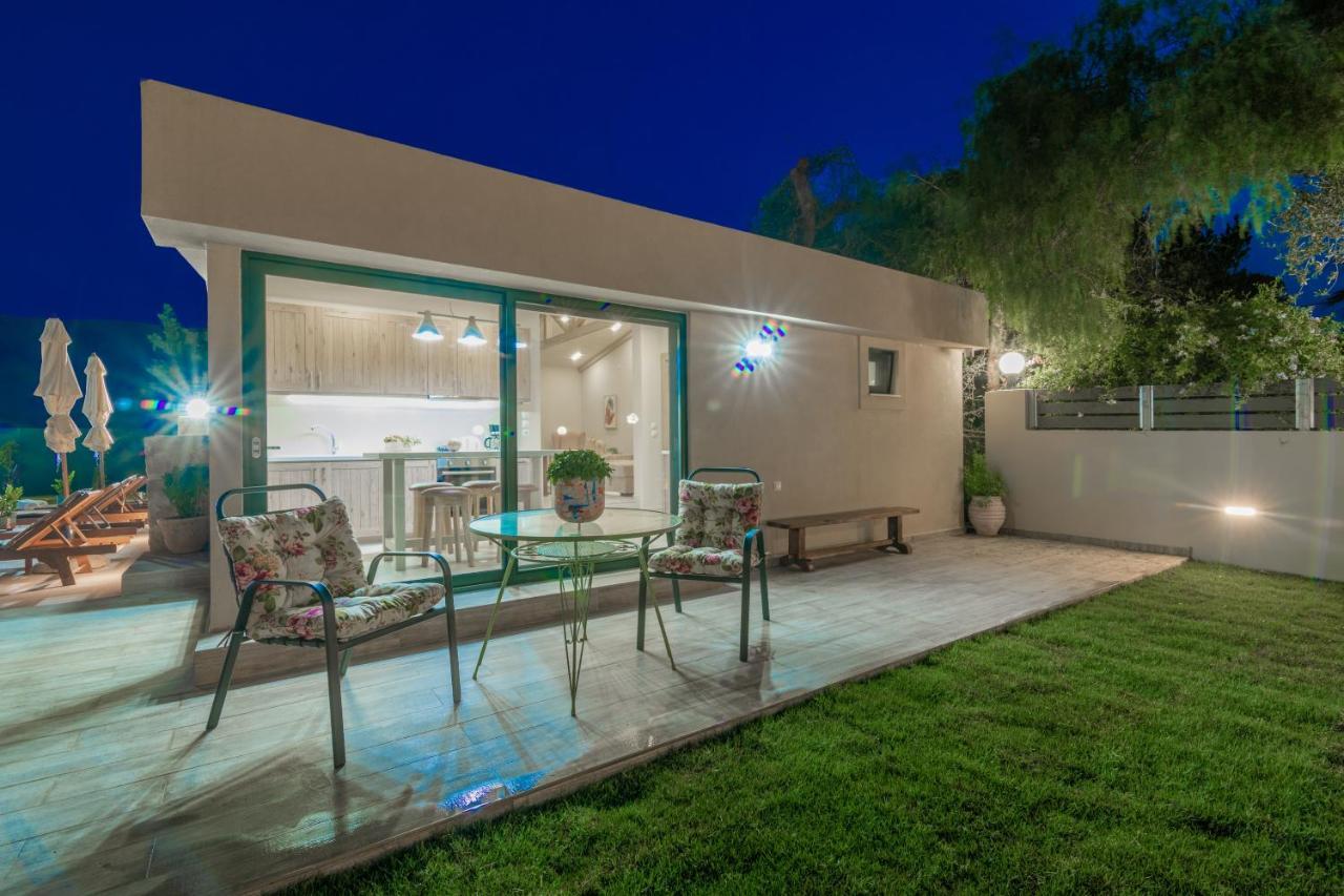 Milk And Honey Residence Romírion Exterior photo
